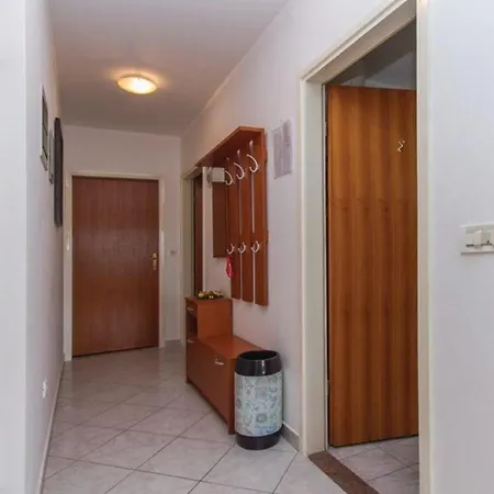 Fuer 6 Personen Ca 66 Qm In Rabac, Istrien Bucht Von Rabac